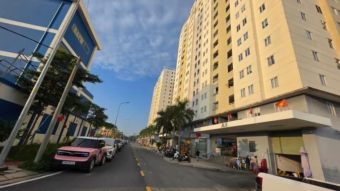 Chung cư Tín Phong được Tổ Công tác gỡ vướng cấp giấy chứng nhận sau 10 năm bị treo do tranh chấp. Ảnh: Bình Minh