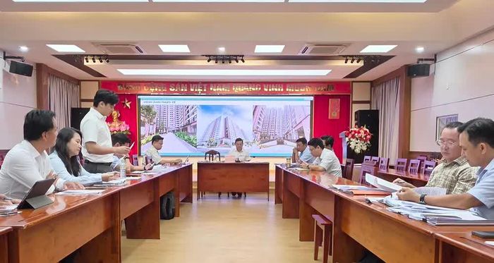  Đại diện CTCP Phú Cường phát biểu tại cuộc họp 