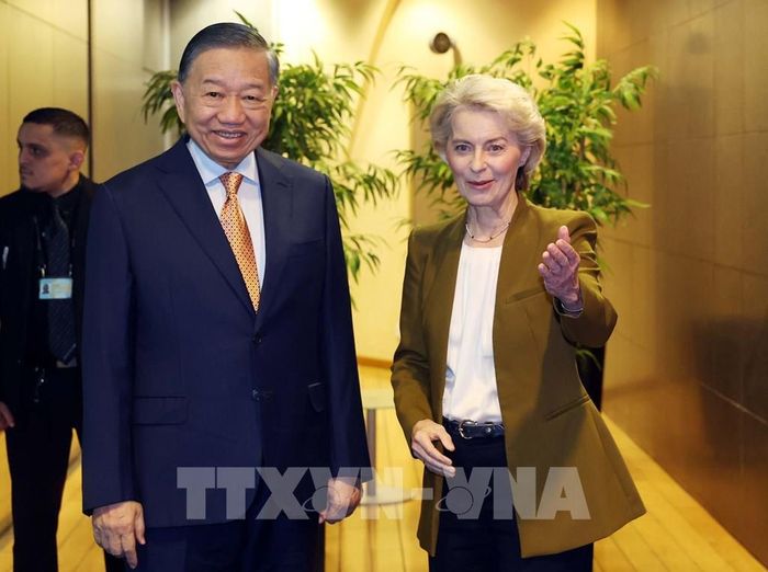 Tổng Bí thư, Chủ tịch nước Tô Lâm gặp Chủ tịch Uỷ ban châu Âu Ursula von der Leyen. Ảnh: Thống Nhất – TTXVN