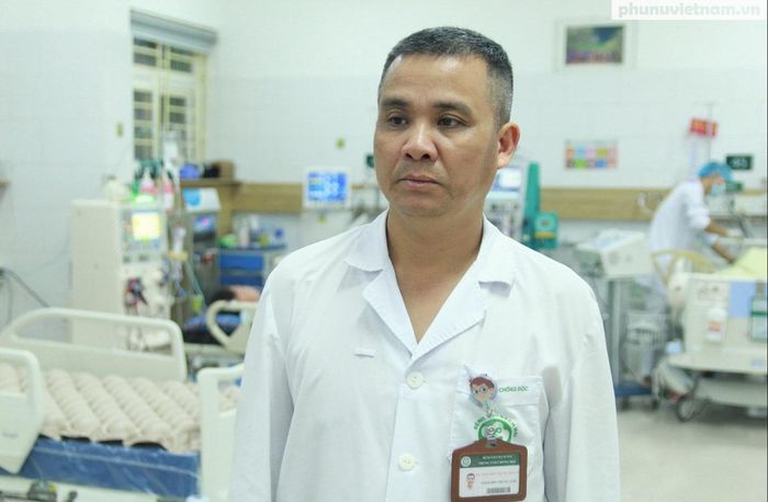 TS.BS. Nguyễn Trung Nguyên (Giám đốc Trung tâm Chống độc, Bệnh viện Bạch Mai).