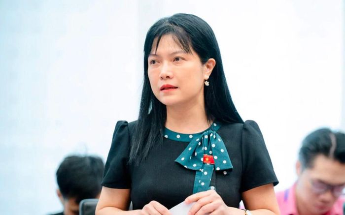 Đại biểu Tạ Thị Yên (đoàn Điện Biên)