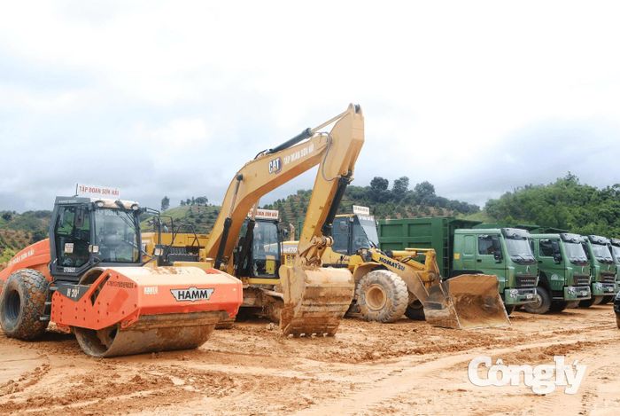 Các đơn vị tập trung nguồn lực triển khai dự án, phấn đấu hoàn thành các mốc tiến độ đề ra.