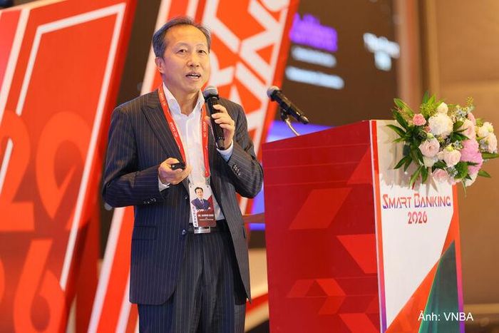 Ông Harmon Wang, Tổng Giám đốc StreamCube Technology chia sẻ tại sự kiện.