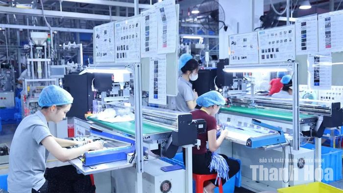 Công nghiệp cần tạo thêm 6.915 tỷ đồng, chiếm 51,3% tổng phần tăng thêm của GRDP trong quý IV.
