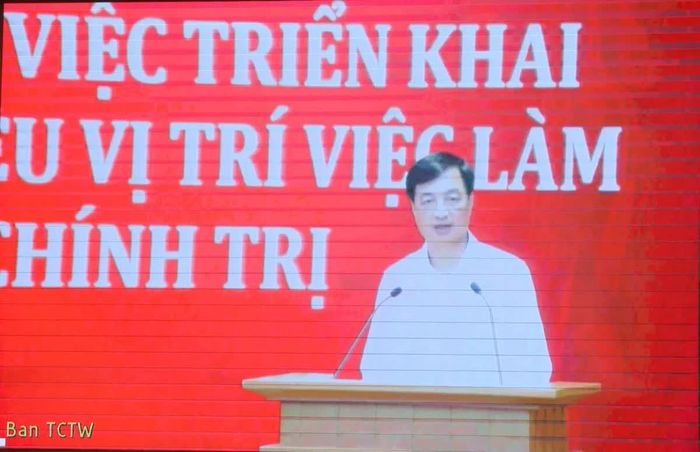 Trưởng Ban Tổ chức Trung ương Nguyễn Duy Ngọc phát biểu chỉ đạo tại hội nghị. (Ảnh chụp màn hình)