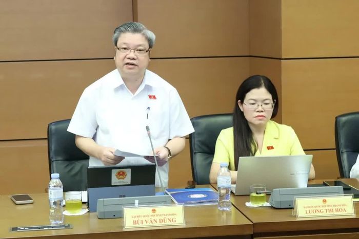 Đại biểu Bùi Văn Dũng, Đoàn ĐBQH tỉnh Thanh Hóa. Ảnh: An Nhiên