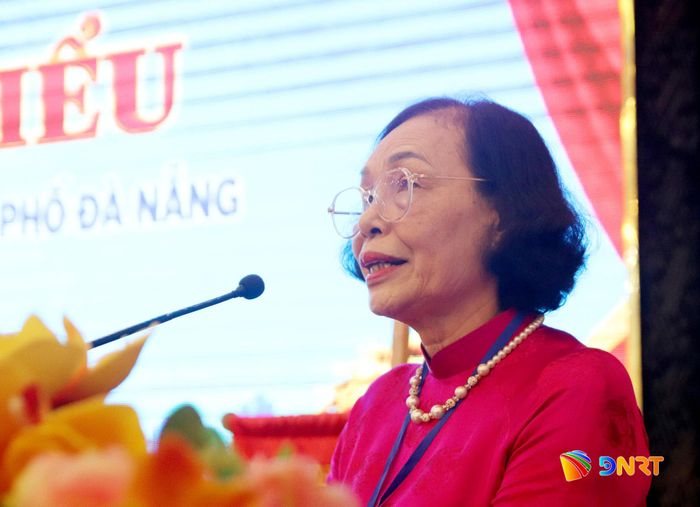 Bà Lê Thị Tám, Chủ tịch Hội Từ thiện và Bảo vệ quyền trẻ em thành phố nhiệm kỳ 2026 - 2031 phát biểu tại đại hội. Ảnh: TRỌNG HUY