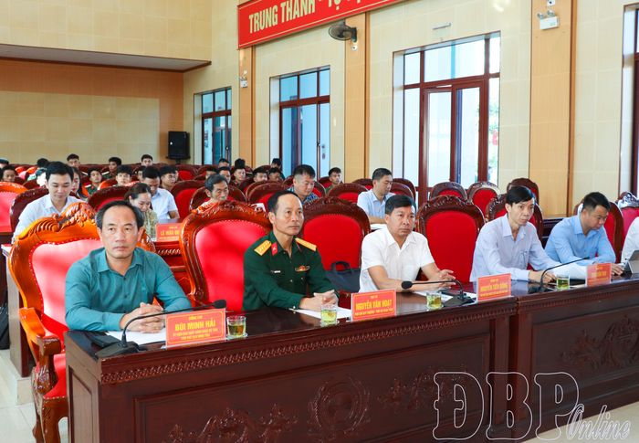 Đại biểu dự hội nghị.