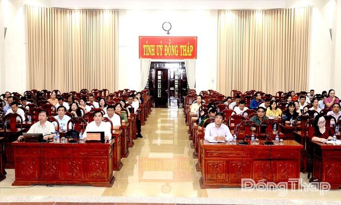 Đại biểu tham dự tại điểm cầu tỉnh Đồng Tháp.