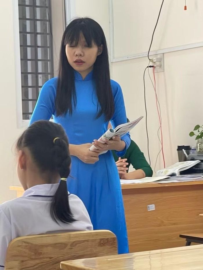  Sau khi tốt nghiệp đại học, chị Phan Thanh Nhi làm việc tại một trung tâm dành cho trẻ tự kỷ, chậm phát triển ở TP Hồ Chí Minh. Ảnh: NVCC 