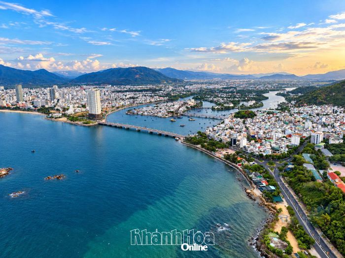 Đô thị Nha Trang nhìn từ trên cao.