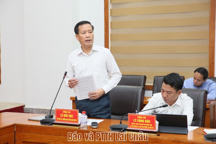 Đồng chí Lê Đức Dục - Uỷ viên Ban Thường vụ, Trưởng Ban Tuyên giáo Tỉnh uỷ phát biểu tại buổi làm việc. 