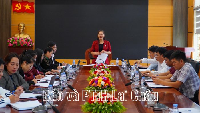 Đồng chí Nguyễn Thị Hương - Phó Giám đốc Sở Y tế phát biểu kết luận buổi làm việc.