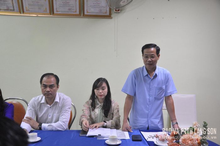 Lãnh đạo Ủy ban MTTQ Việt Nam tỉnh phát biểu tại buổi khảo sát