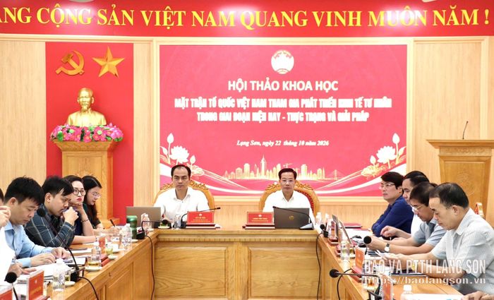 Các đại biểu tham dự hội thảo