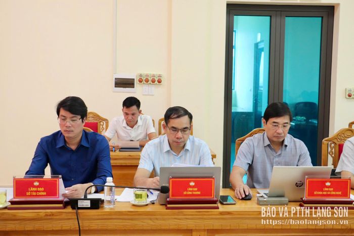 Các đại biểu tham dự hội thảo