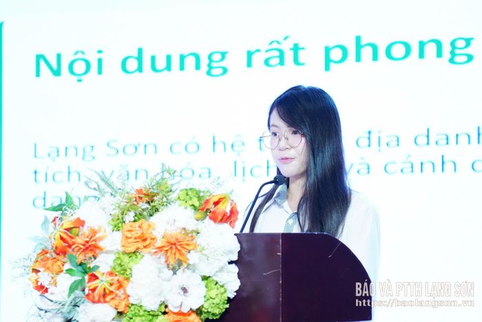 Học sinh tham luận tại chương trình
