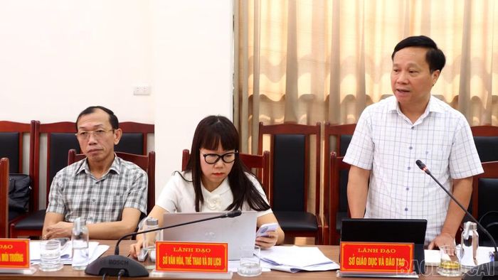 Lãnh đạo các sở báo cáo việc triển khai thực hiện nhiệm vụ phát triển khoa học, công nghệ, đổi mới sáng tạo và chuyển đổi số.