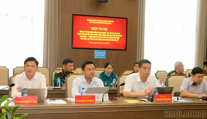  Các đại biểu tham dự hội nghị. 