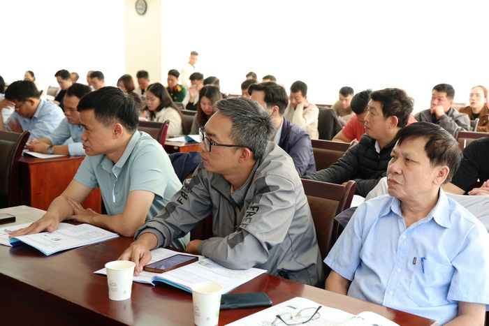 Các đại biểu, học viên tham dự hội nghị