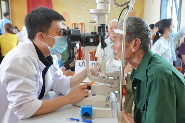 Trang thiết bị hiện đại được chuẩn bị chu đáo để phục vụ thăm, khám bệnh cho Nhân dân