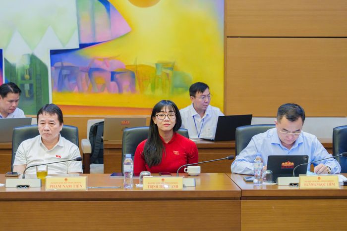 ĐBQH tỉnh Lâm Đồng tham dự tại phiên thảo luận tổ