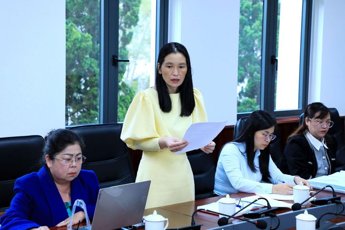 Tổ Thư ký báo cáo kết quả tiếp nhận, rà soát tác phẩm tham dự Giải Báo chí về xây dựng Đảng tỉnh Lâm Đồng