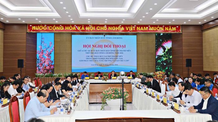 Quang cảnh hội nghị