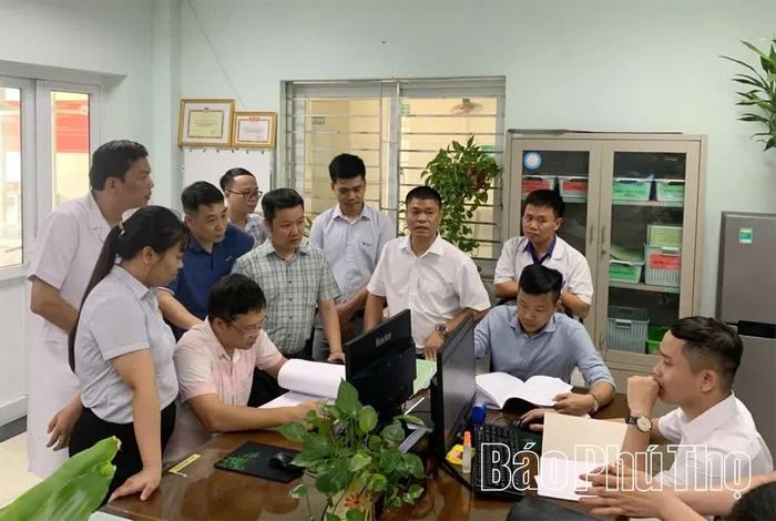 Thẩm định việc triển khai bệnh án điện tử tại Trung tâm Y tế khu vực Sông Lô.