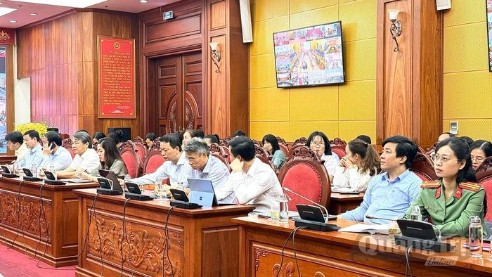 Đại biểu tham dự tại điểm cầu Tỉnh ủy Quảng Trị - Ảnh: N.L