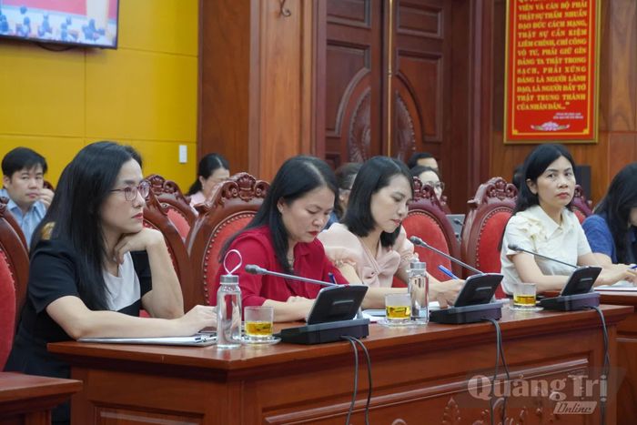 Các đại biểu dự hội nghị tại điểm cầu tỉnh Quảng Trị - Ảnh: H.L
