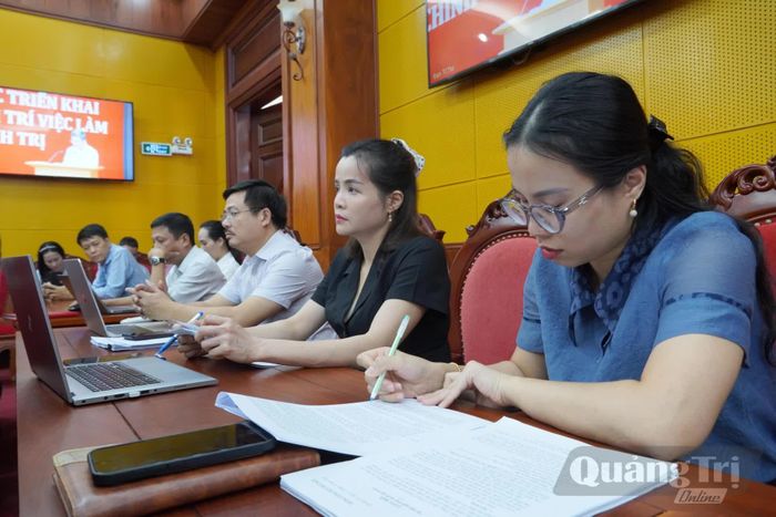Các đại biểu dự hội nghị tại điểm cầu tỉnh Quảng Trị - Ảnh: H.L