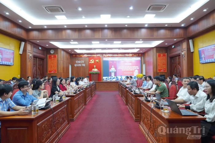 Quang cảnh hội nghị tại điểm cầu Tỉnh ủy Quảng Trị - Ảnh: H.L