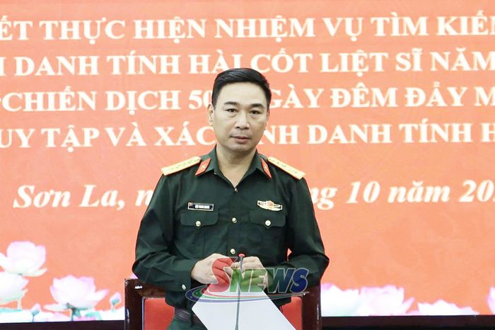 Đại tá Đậu Thanh Quang, Chính ủy Bộ Chỉ huy Quân sự tỉnh, Phó Trưởng ban Thường trực Ban Chỉ đạo tỉnh phát biểu tại hội nghị.