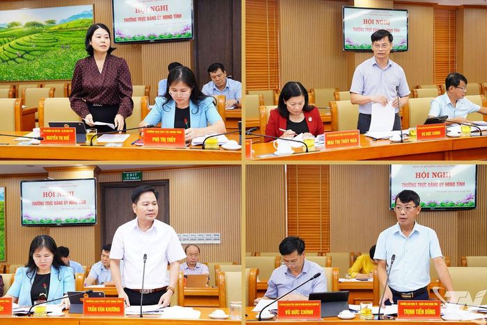 Các đại biểu thảo luận tại Hội nghị.