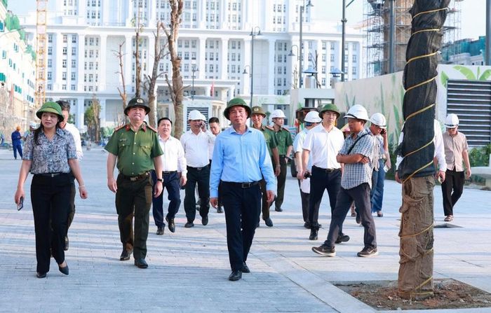 Ông Nguyễn Thế Mạnh - Chủ tịch UBND tỉnh Thái Nguyên kiểm tra tiến độ chuẩn bị Festival Trà Quốc tế - Thái Nguyên năm 2026. (Ảnh: Cổng TTĐT Thái Nguyên)