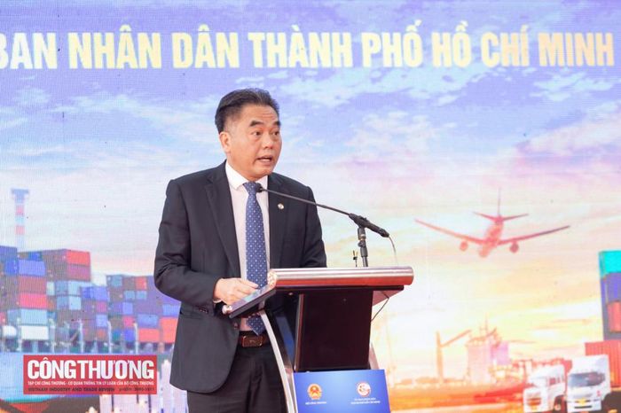 Ông Nguyễn Lộc Hà - Ủy viên Ban Thường vụ Thành ủy, Phó Chủ tịch Thường trực Ủy ban Nhân dân Thành phố Hồ Chí Minh phát biểu chào mừng Hội nghị ngành Công Thương các tỉnh, thành phố khu vực phía Nam lần thứ XII - năm 2026