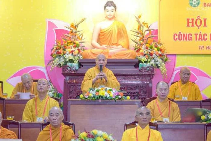 Trưởng lão Hòa thượng Thích Thiện Nhơn ban đạo từ