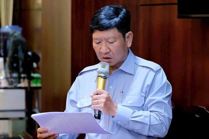 Ban Hoằng pháp - Hướng dẫn Phật tử TP.HCM có các phân ban: Phân ban Cư sĩ Phật tử, Phân ban Thanh thiếu nhi Phật tử, Phân ban Phật tử dân tộc, Phân ban Tổ chức sự kiện - Khóa tu, Phân ban Gia đình Phật tử 