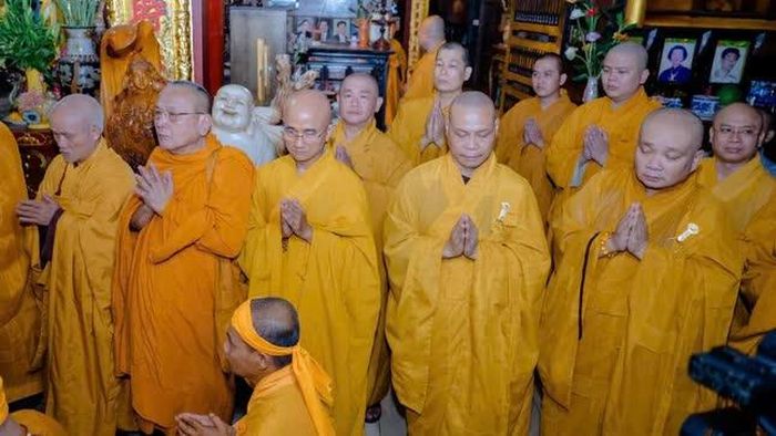 Chư tôn đức Ban Trị sự GHPGVN TP.HCM và các tỉnh thành nhất tâm tưởng niệm