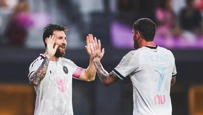 Messi đang là đầu tàu trong màu áo Inter Miami. 