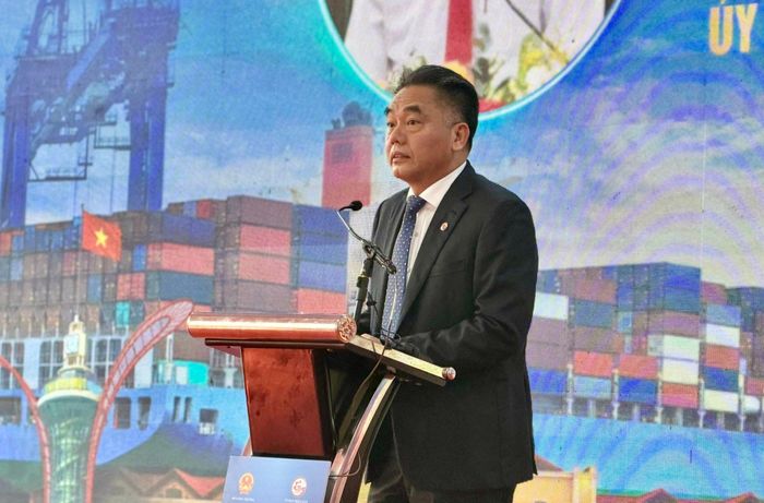 Phó Chủ tịch Thường trực UBND TP.HCM Nguyễn Lộc Hà phát biểu chào mừng Hội nghị.