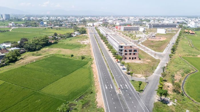Chủ tịch UBND tỉnh Gia Lai đề nghị nhà đầu tư tập trung đầy đủ nguồn lực, đẩy nhanh tiến độ thi công, sớm hoàn thành các dự án.