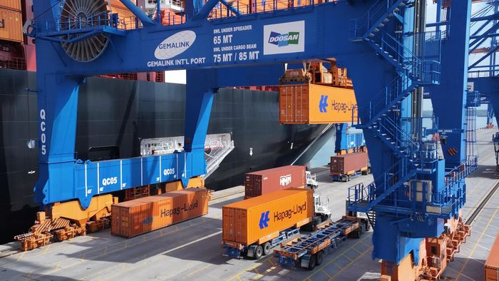Khu vực thành lập khu logistics tích hợp cần có ranh giới địa lý xác định; gắn liền hoặc kết nối trực tiếp với ít nhất một đầu mối giao thông (Ảnh minh họa).