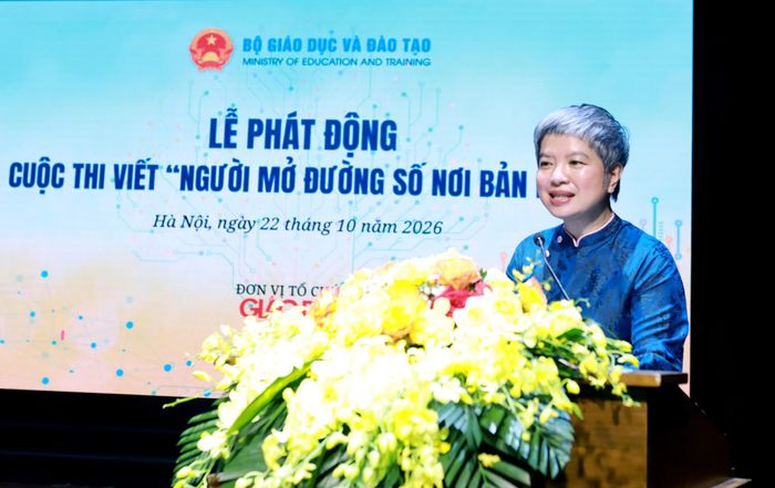 Nhà báo Dương Thanh Hương, Phó Tổng biên tập Báo Giáo dục và Thời đại, thông tin về thể lệ cuộc thi.