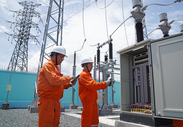 Các nhà đầu tư đã được cấp giấy chứng nhận đầu tư được yêu cầu thực hiện các dự án đúng tiến độ cam kết (Ảnh: EVNSPC).