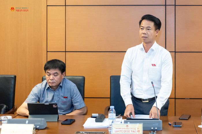 ĐBQH Hoàng Quốc Khánh (Lai Châu) phát biểu. Ảnh: Mạnh Hưng