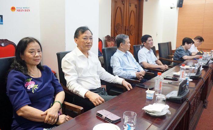 Các đại biểu dự hội nghị