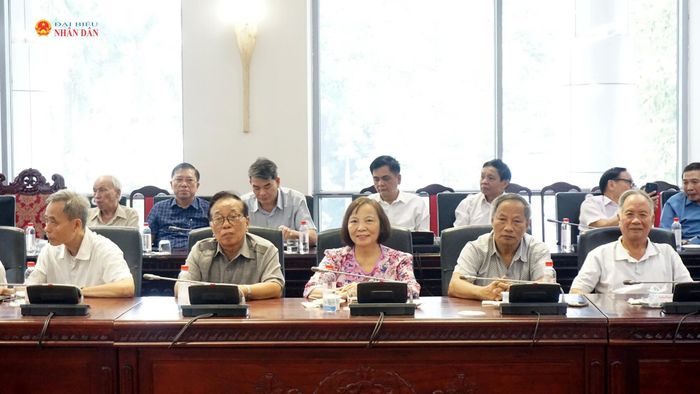 Các đại biểu dự hội nghị
