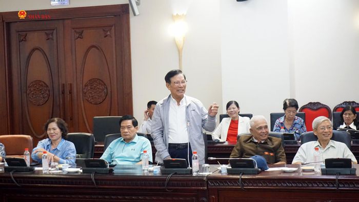 Đại biểu góp ý phương hướng hoạt động của Câu lạc bộ thời gian tới